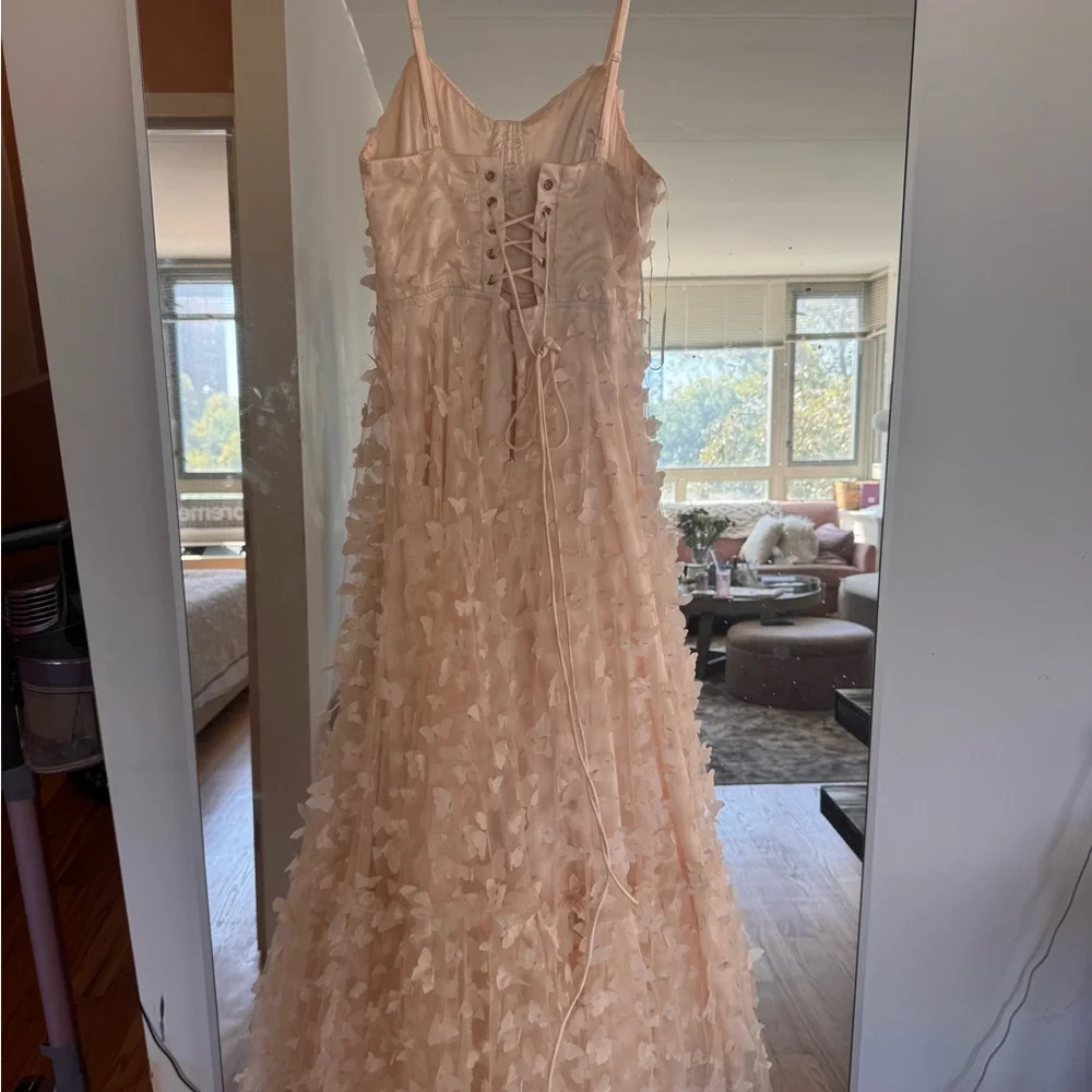 MARBLE Cream Textured Midi Dress - Picture 5 of 6